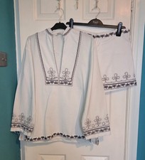 LADIES SIZE S/M WHITE ZARA 2 PIECE  SET