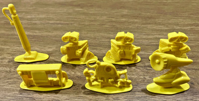 Pixar Disney Wall-E solid standup plastic characters(14)ideal cake decoration