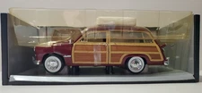 Motor City Classics #30002C 1949 Ford Woody Wagon 1/18 Scale Diecast Fez Red