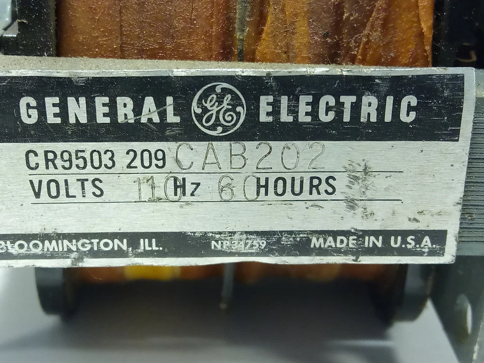 GE CR9503-209C-AB202 110 V AC 60 Hz 1 in Stroke Pull Type Industrial Solenoid - Image 4 of 4