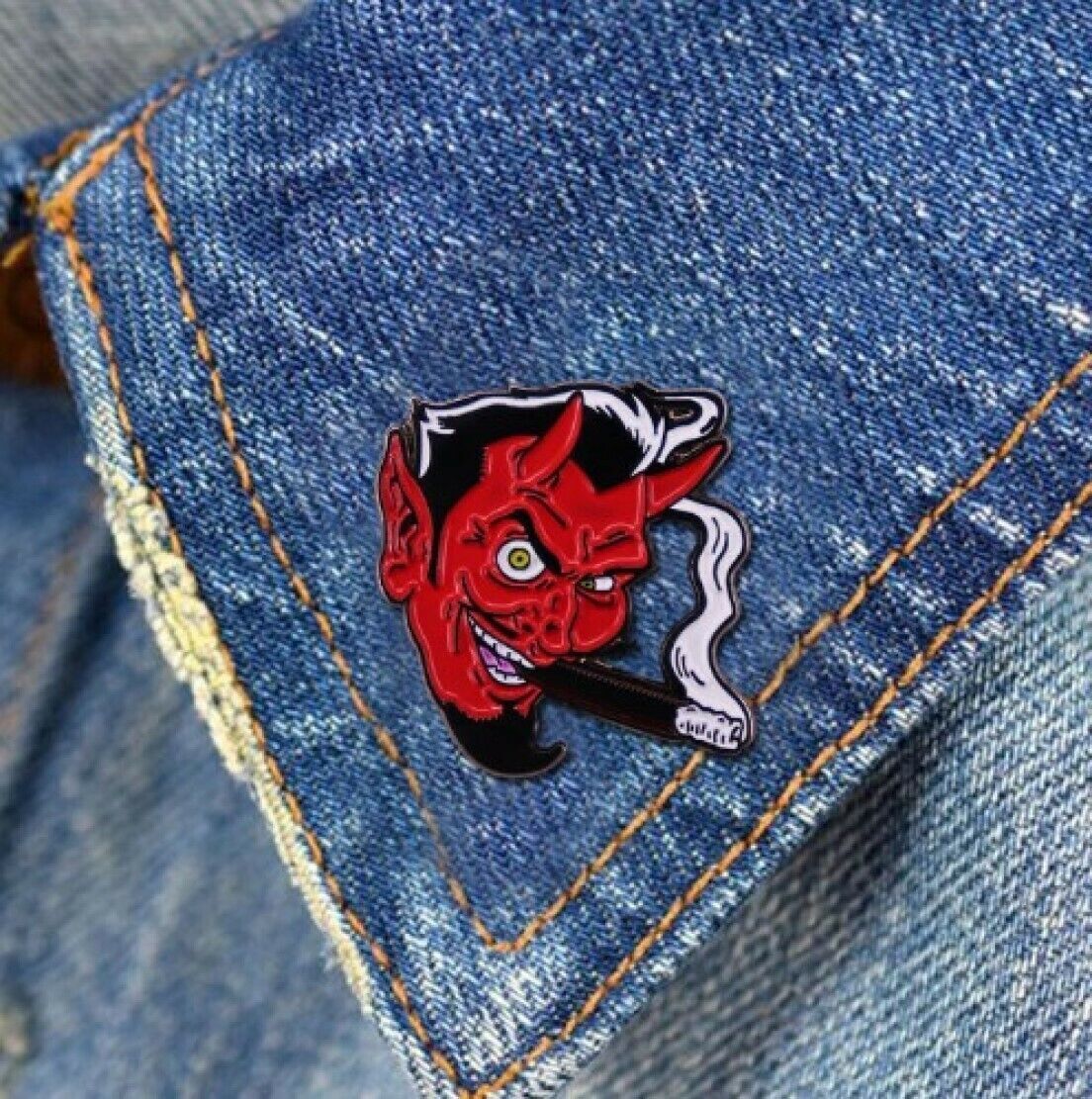 Devil Pin Badge Enamel Rockabilly Fortune American 50s Style Satan 