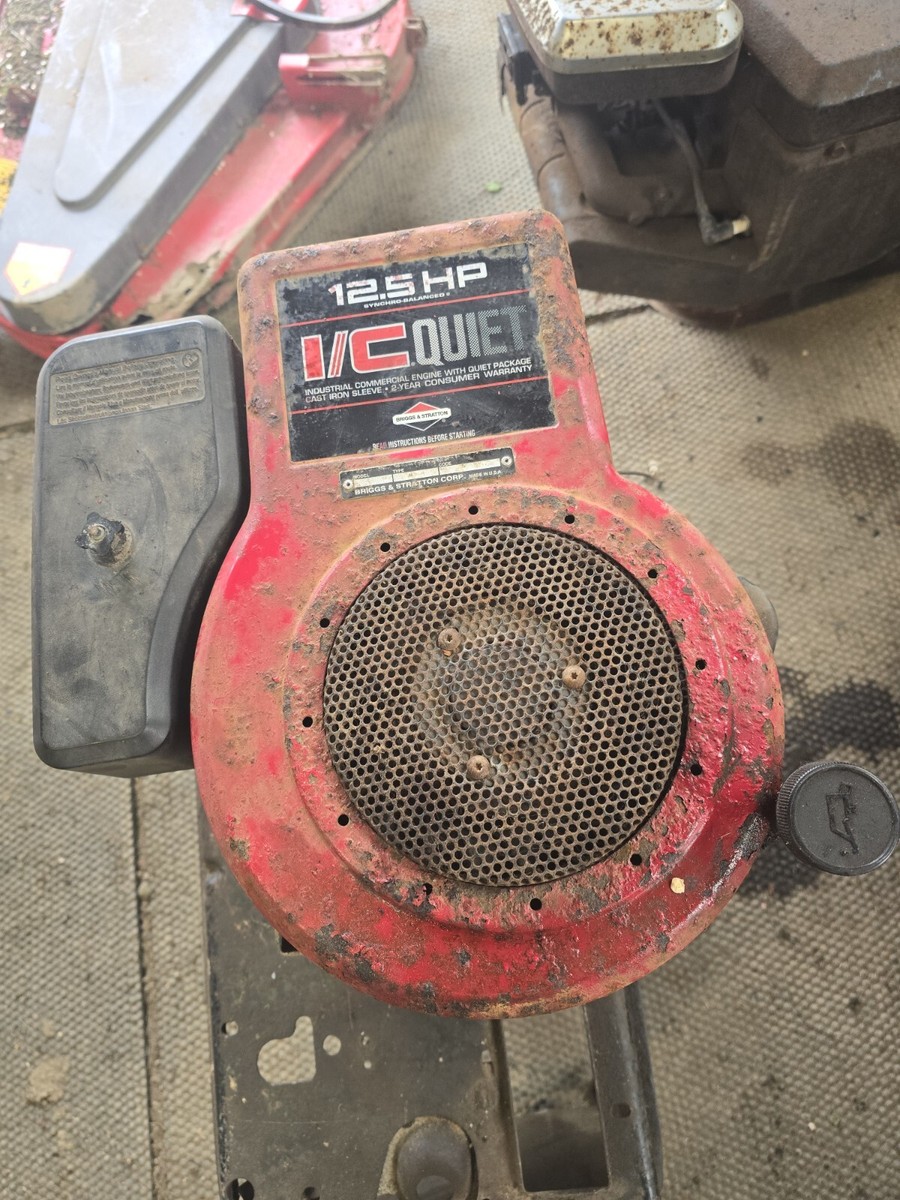 Briggs And Stratton Engine ride on lawn mower hp red i/c quitet  hp