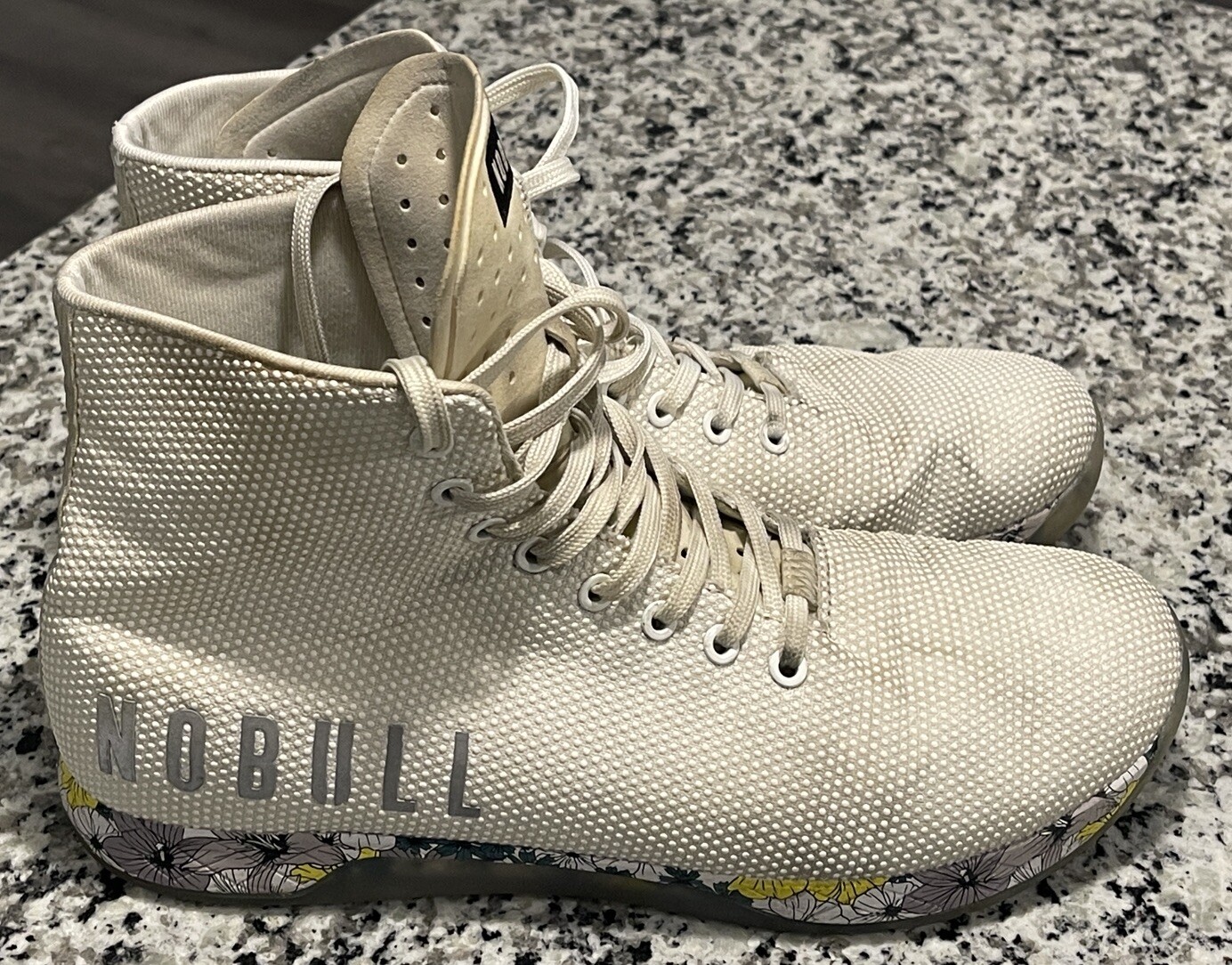 Nobull Trainer Watercolor Floral Black Zapatillas NOBULL Trainer - Main Image