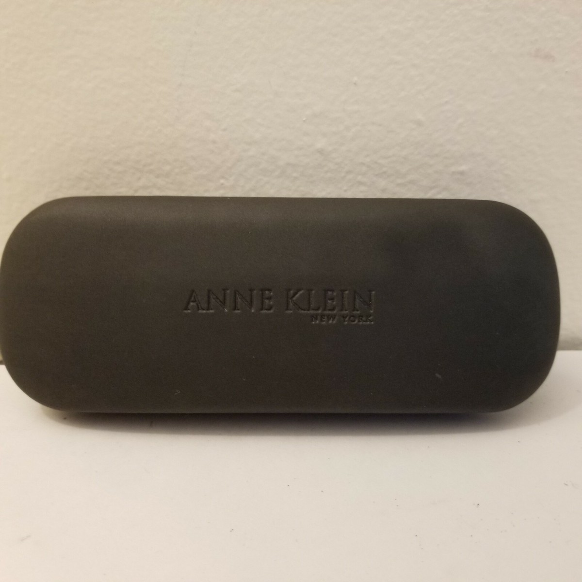 Anne Klein Eyeglass or Sunglass Hardcase | eBay display picture 1