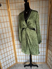 Green Animal Print Knot Front Long Sleeve Knee Length A-Line Dress V-Neck