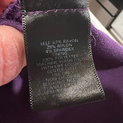 Top Torrid púrpura con hombros descubiertos talla grande 3 fiesta cóctel - Imagen 5 de 9