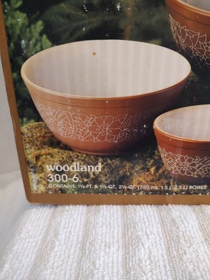 Vintage Pyrex Sealed Unopened Box Woodland 3 Pc Mixing Bowl Set