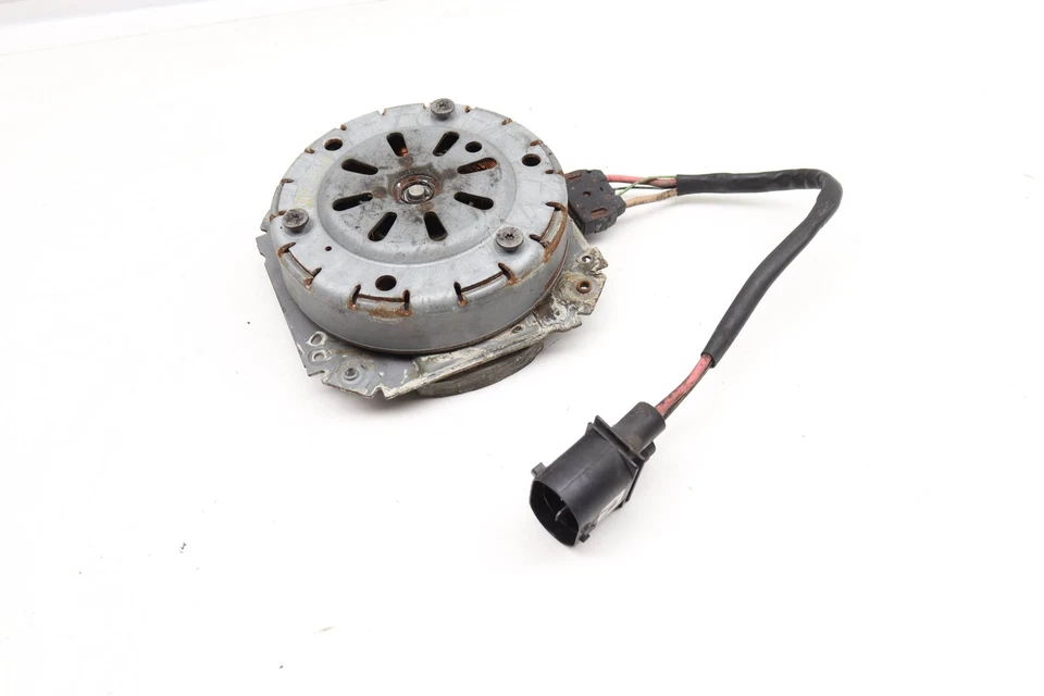 AUDI A4 QUATTRO 2013-2014 - Motor ventilador eléctrico derecho 4H0959455AE Foto 2 de 4