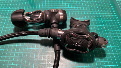 Oceanic ZEO/FDX-i M-FLEX Swivel YK DVT BK Atemregler Set. Top Zustand