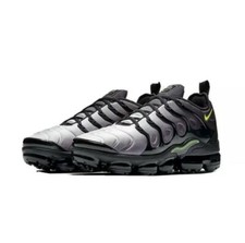Nike Airmax Vapormax Plus - MENS Size UK 13 Black/White/Volt