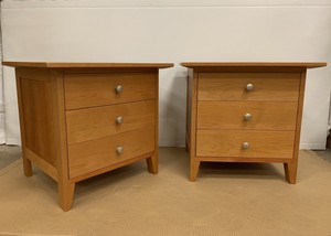 Pair Of Bedside Cabinets With Drawers In Cherry Wood Finish 57w