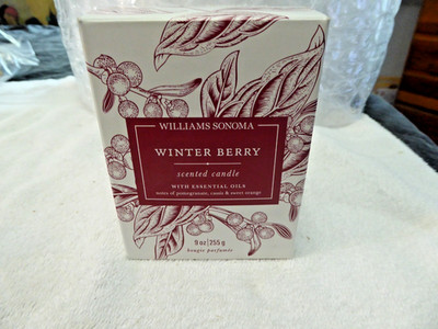 NEW Williams Sonoma 9oz Winter Berry Scented Candle - Pomegranate & Orange &Cass