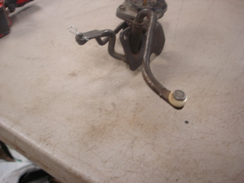 Oldsmobile 442 Cutlass F85 1964 1965 1966 1967 conjunto de acelerador automático OEM Foto 2 de 4