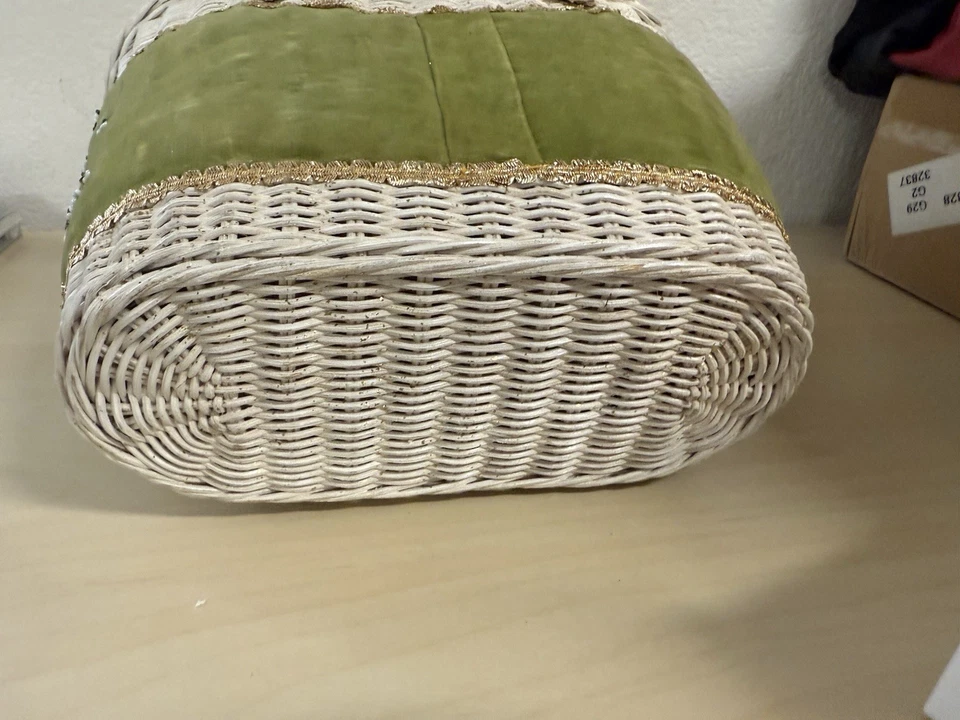 Cartera Midas de Miami de los años 50 dorada de mimbre con forma ovalada de fieltro con joyas flores con cuentas Foto 4 de 4