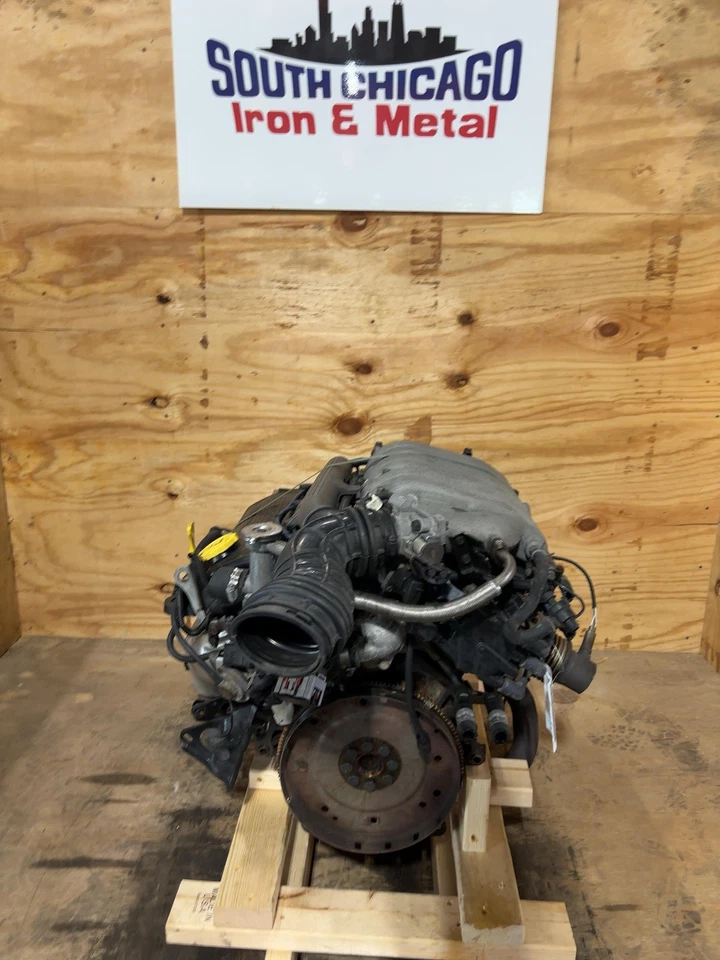 98 99 00 SEBRING Conjunto de motor/motor 6-153 (2,5 l) Conv (vin H 8º dígito) Foto 2 de 4