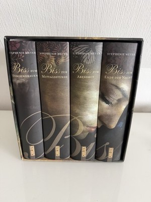 Twilight / Biss Saga Schuber / Buchbox von Stephenie Meyer (5 Bücher) Neuwertig