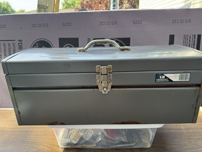 Vermont American #22 Mechanics Tool Box w/Tray 22 Inch Vintage