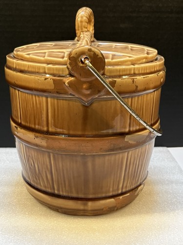 McCoy Pottery Oak Barrel Cookie Jar 9in Vintage Brown Metal Handle Canister USA - Picture 7 of 8