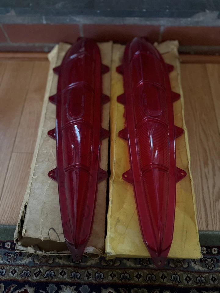 Chevy Impala Bel Air Biscayne 1959 L/R lente de luz trasera nuevo de stock Glo-Brite 709-710 Foto 3 de 3