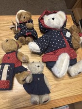 Boyds Bears Lot of 4  Patriotic Bearyproud  1 is signed  Numbered 2199/2400