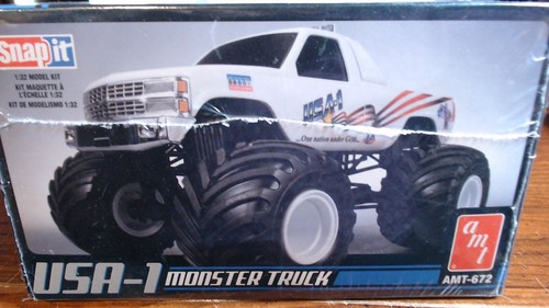 1988 CHEVY SILVERADO USA-1 MONSTER TRUCK AMT OPEN BOX 1/25 NEW FACTORY SEALED - Picture 3 of 5