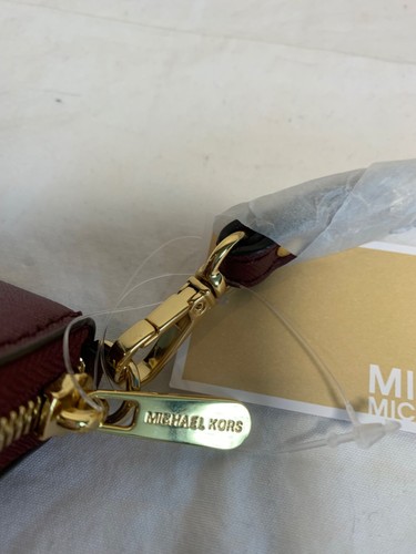 Michael Kors Wristlet Wallet Phone Case Jet Set Travel Flat Zip MF Claret NWT 7” - Picture 4 of 5