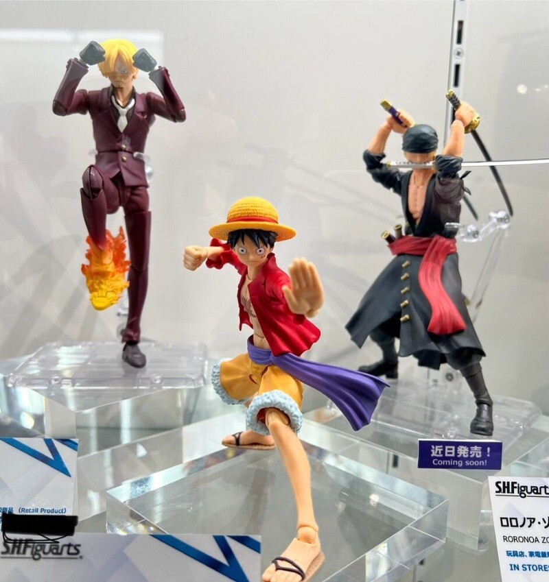 ワンピース 2018USJコラボ ローグッズ中心 4点セット New S.H.Figuarts ONE PIECE Luffy & Zoro & Sanji & Yamato