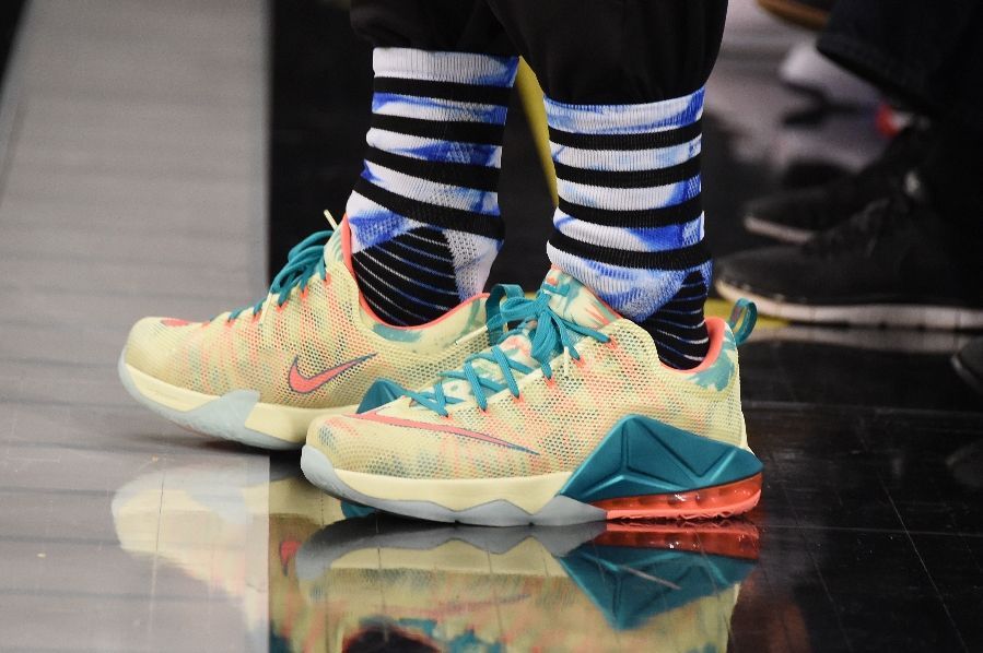 Nike LeBron XII 12 Low Prm Lebronold Palmer Lime Mango Green Nike LeBron XII 12 Low Prm Lebronold Palmer Lime Mango Green