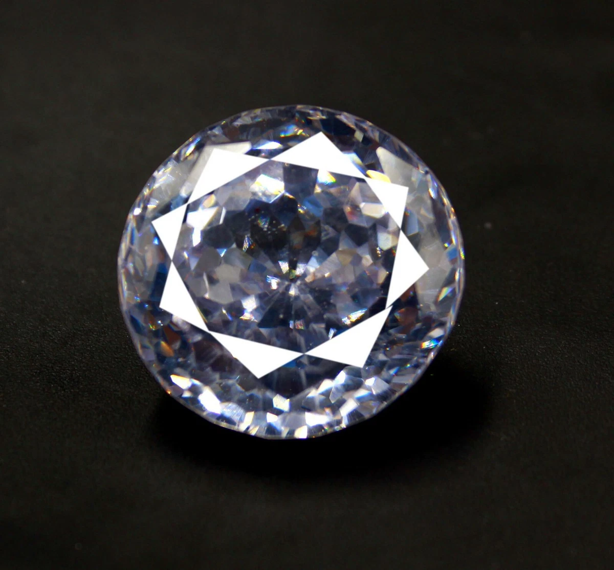 White spinel gemstone deals