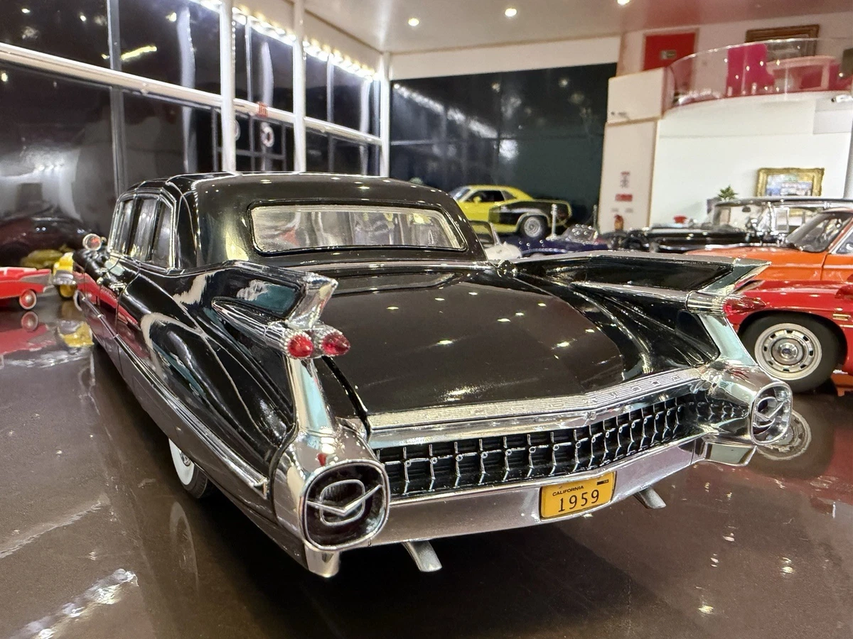 Cadillac 1:18 Scale Diecast Limousines for sale | eBay
