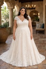 UK Cap Sleeve Plus Size Wedding Dresses Sweep Train A Line V Neck Bridal Gown 