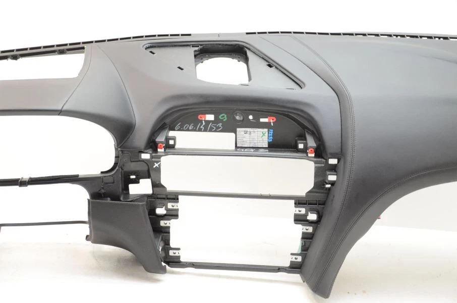 BMW 640I Gran Coupé 2012-2019 panel de instrumentos negro con opción de pantalla frontal Foto 4 de 4