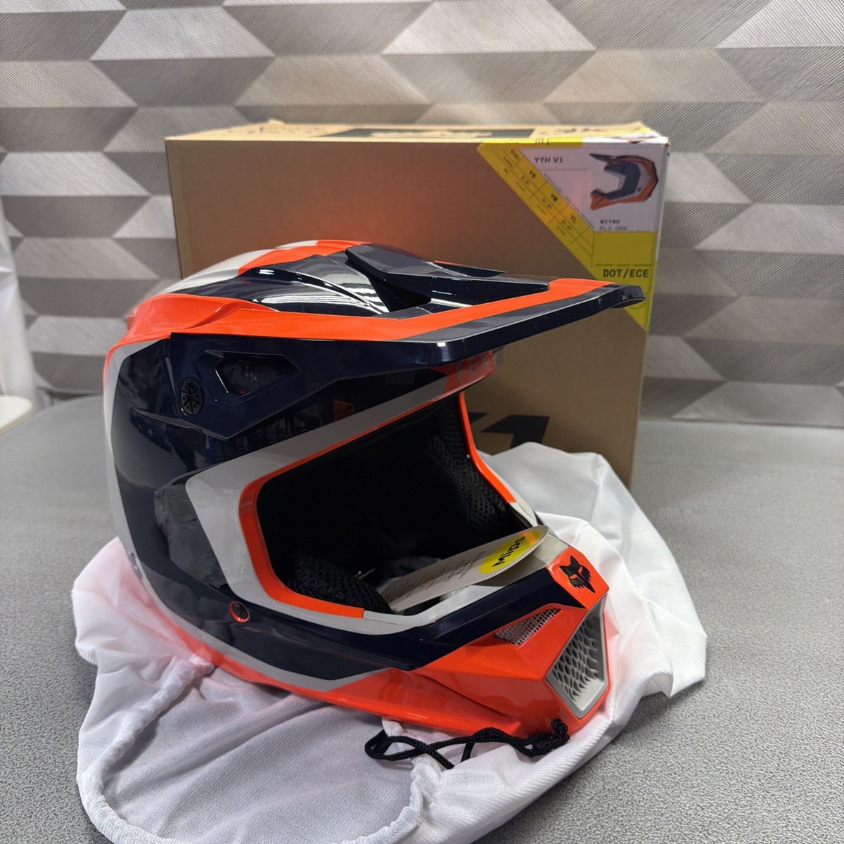 Fox Racing Unisex Youth V1 Motocross Helmet Orange 31400-824 ( NEW