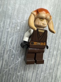 LEGO Star Wars MINIFIGURE Jedi Saesee Tiin 9498 7931