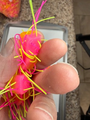 Fuzzy Pink Lemonade Dice with matching Wigglers 5 Pack Bin 25