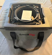 SmallRig RC 120B Bi-color 150W COB Point-Source Video Light & SmallRig Barndoors