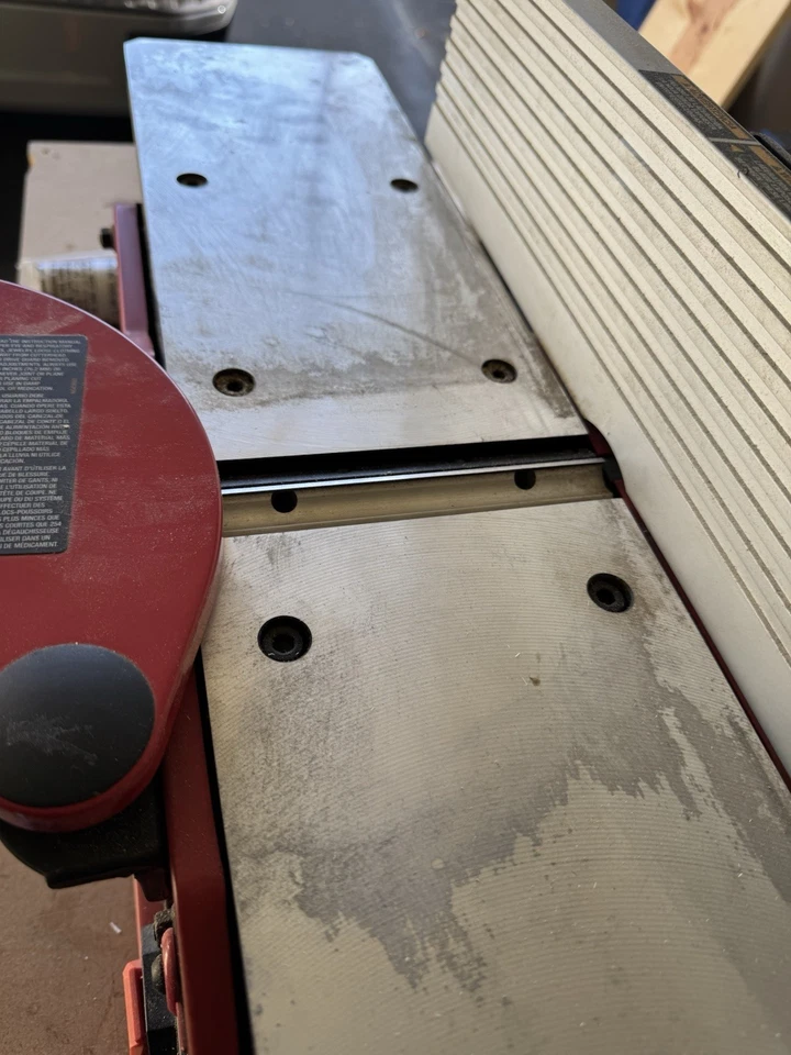 Craftsman Benchtop Jointer 10-Amp (CMEW020) - Image 4 of 4