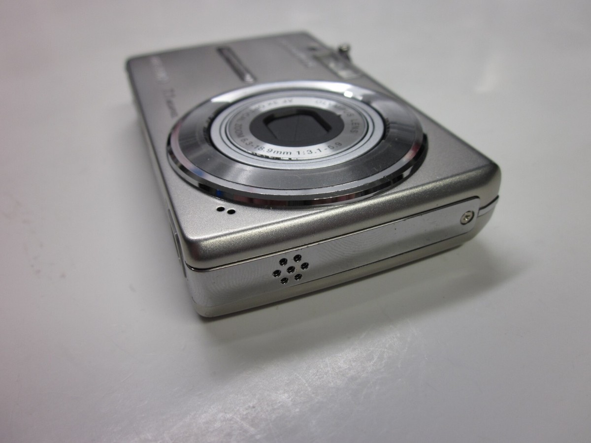 Olympus FE-230 7.1MP Digital Camera - For Parts - Read Description