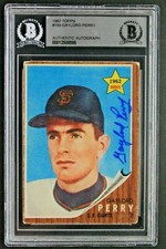 Gaylord Perry HOF Signed 1962 Topps Rookie RC #199 Autograph Authentic Beckett