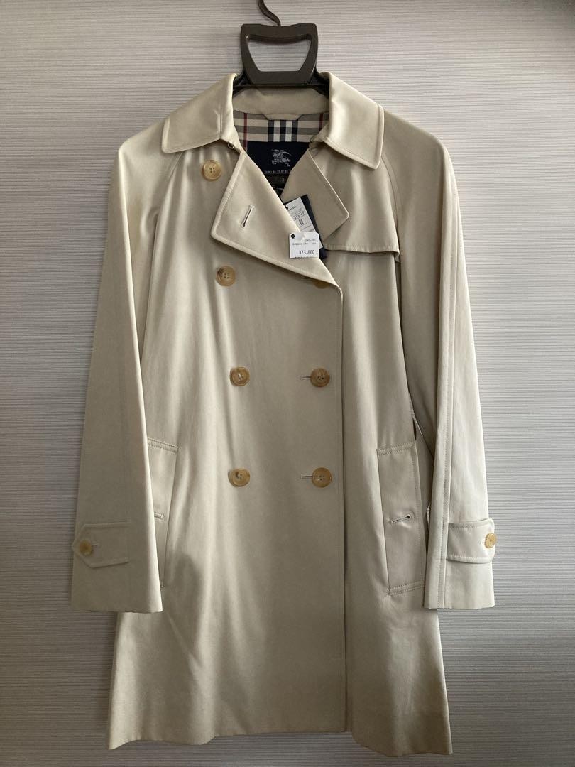 Burberry Beige Double Breasted Trench Coat M