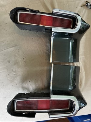 1970 1971 1972 MONTE CARLO QUARTER EXTENSIONS TAIL LIGHT ASSEMBLY PAIR 
