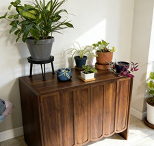 Modern Wood Kitchen Sideboard Contemporary Buffet Cabinet with Adjustable Shelf