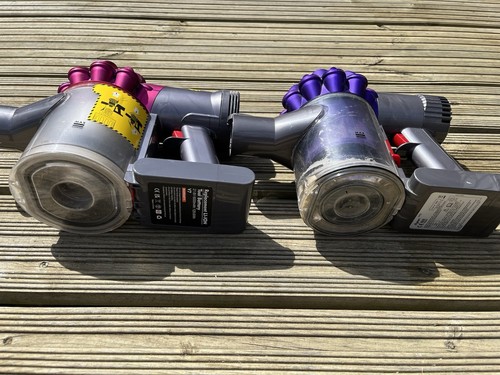 Dyson Cordless Vacuum Cleaner Bundle Joblot V7 DC35 - UNTESTED - Picture 8 of 16