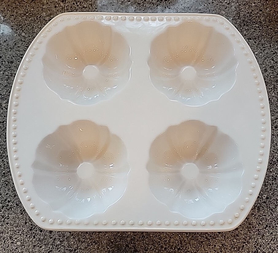 Princess House Pavillion 2291 MiniBundt Fluted Cake Pan Stoneware