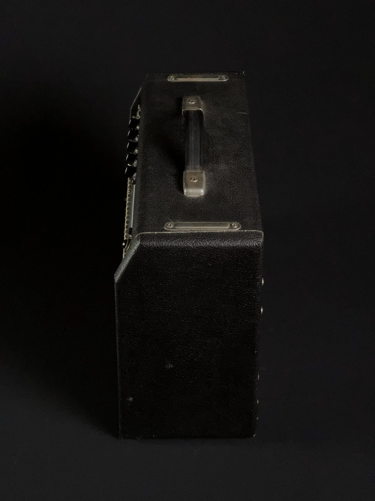 Picture 5 of 24