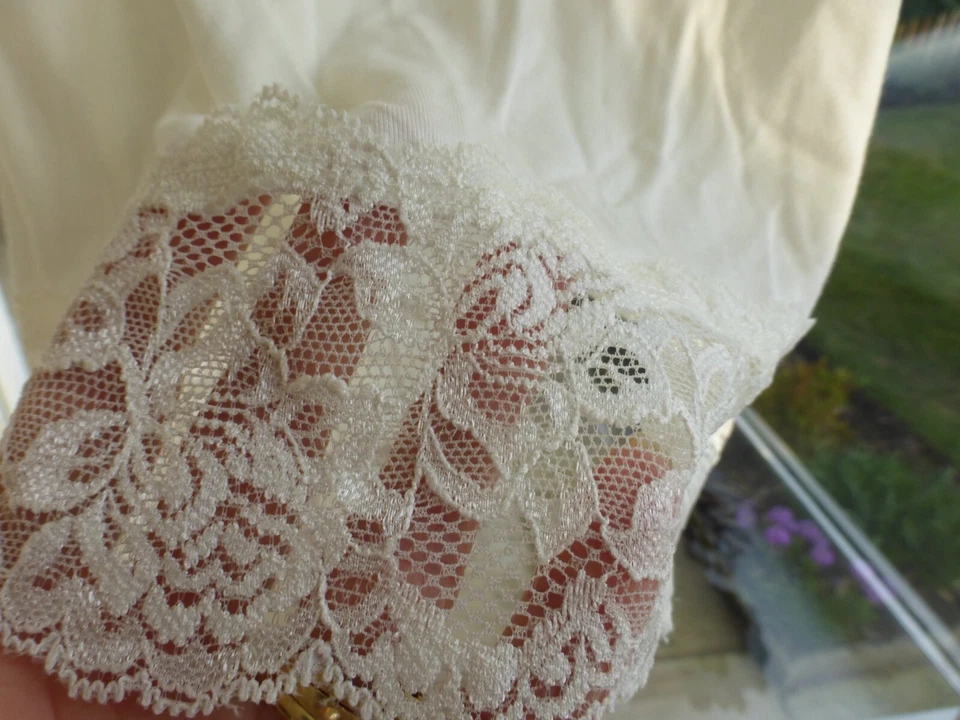 Monsoon Cream Ivory Lace Cami Top Size M - Image 3 of 4