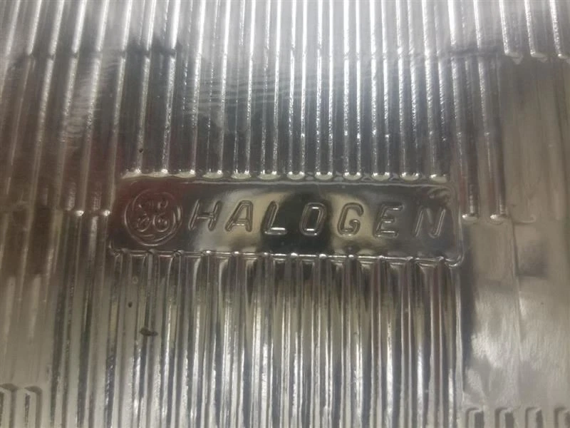 87-89 丰田 4RUNNER PASSENGER 侧前右灯组件 — 第 2/4 张图片