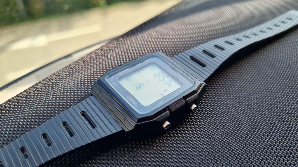 時計 ORIENT QUARTZ it611102-40 ORIENT QUARTZ it611102-40 - メルカリ - 時計