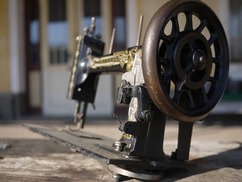 rare vintage Antique sewing machine unbranded spinx - Picture 5 of 6