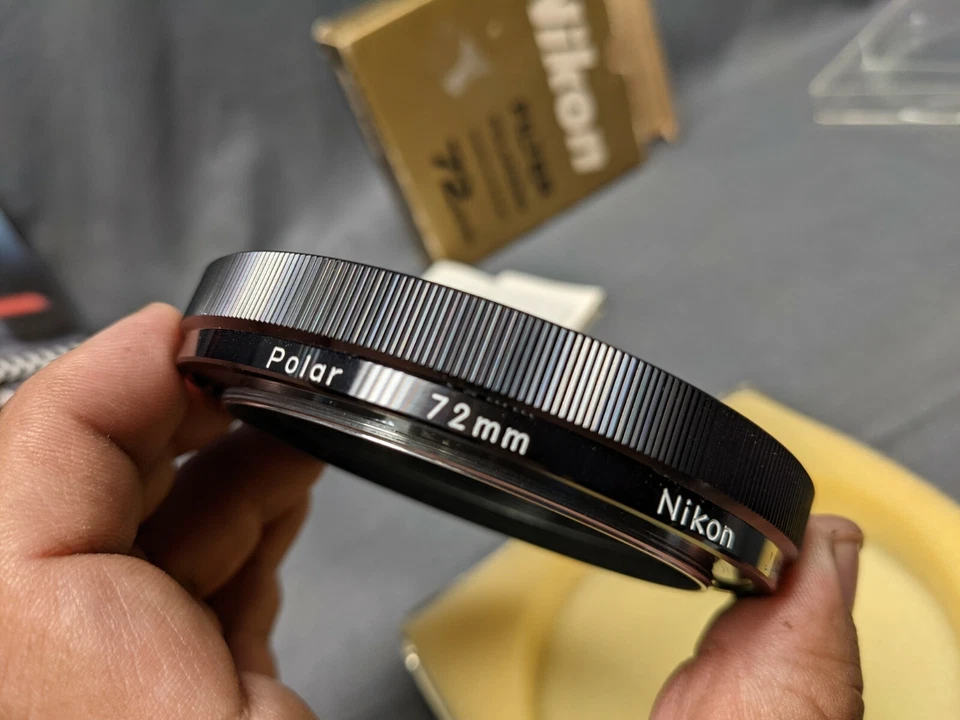 Nikon Filter Polarizing Screw-in-Mount 72mm in Original Box - Image 4 of 4
